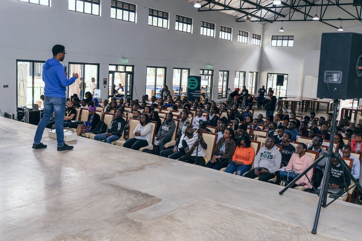 onojarachael's tweet image. #DevCTrainingwithAndela Career Fair.