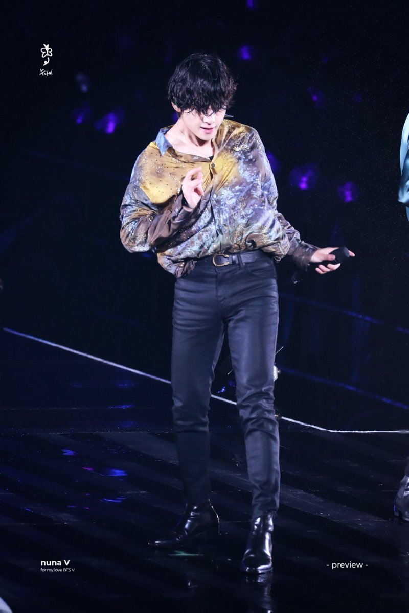 bonjouritsm's tweet photo. Ah, V.
Why do you do this to us? 😭💜
@bts_bighit
@BTS_twt
#TAEHYUNG #BTS #Muster5 https://t.co/UNL4CCgPto