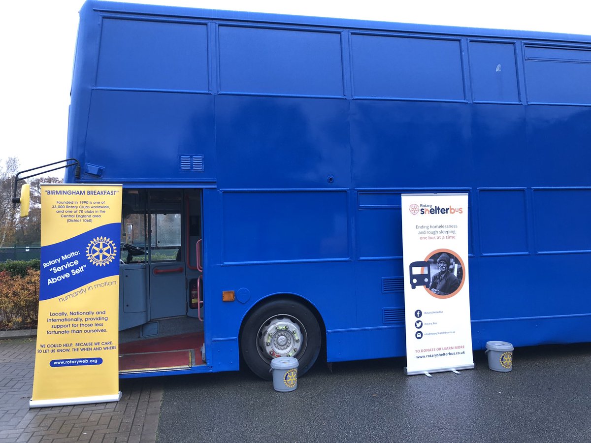 Rotary_Bus's tweet image. We’re here at the @EdgbastonPriory for our Rotary Showcase. Today we are showing our fellow rotarians around our fully fitted bus. #homelessbus #RotaryBus @RotaryGBI