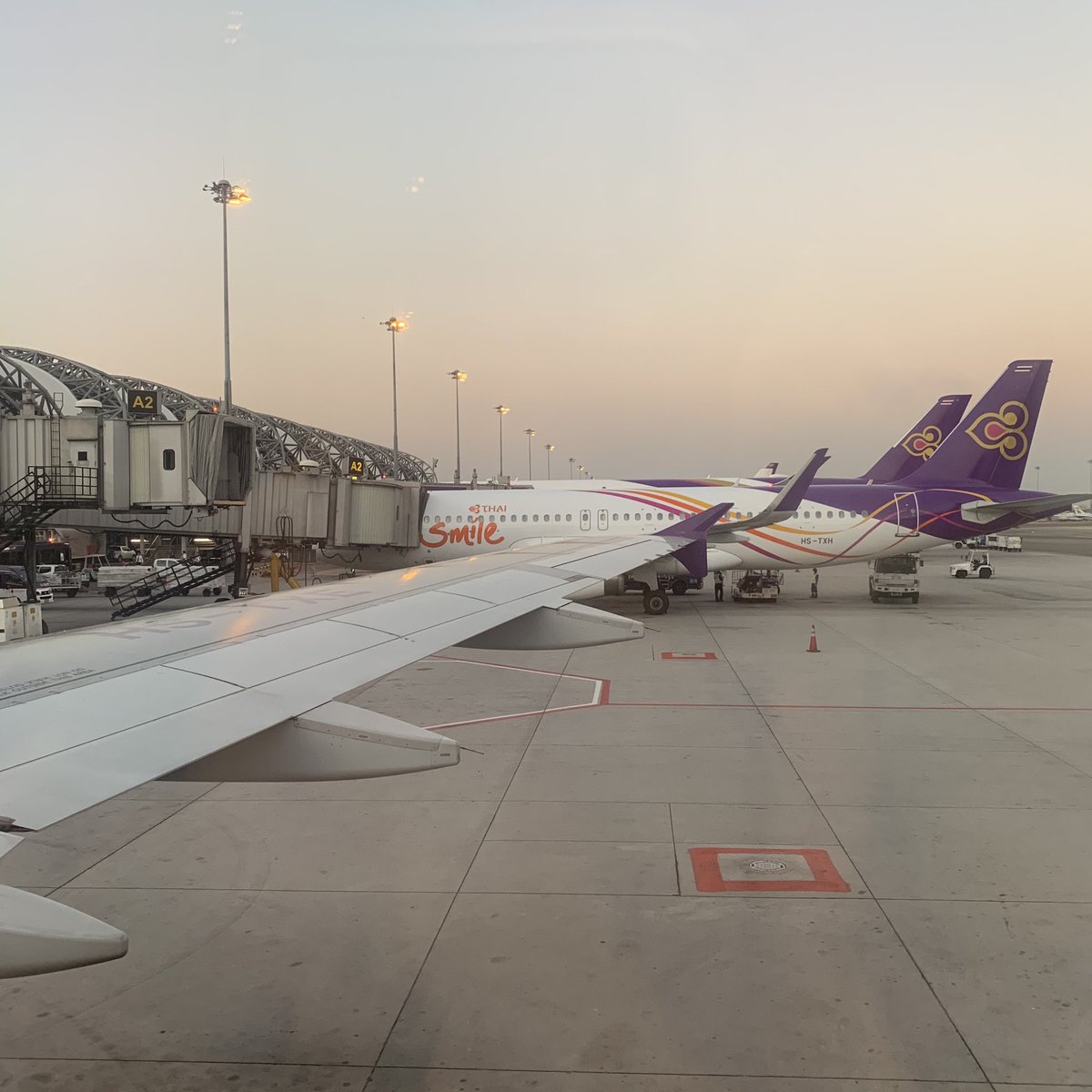 snowmoonrising's tweet photo. #onflight ✈️
BKK-URT
☁️♐️🎒 https://t.co/pcIgtOml9f
