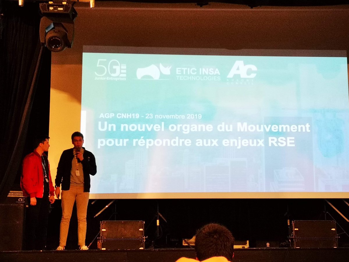 etic_insa's tweet photo. Intervention de notre prĂ©sident @LngAlexandre lors de l'AGP du #CNH19 đ±
"Soyez les acteurs du monde de demain, dĂšs aujourd'hui" đ
#CultivonslEngagement #WeAreJE #Defi6
@cnje https://t.co/pBgifL1gPg