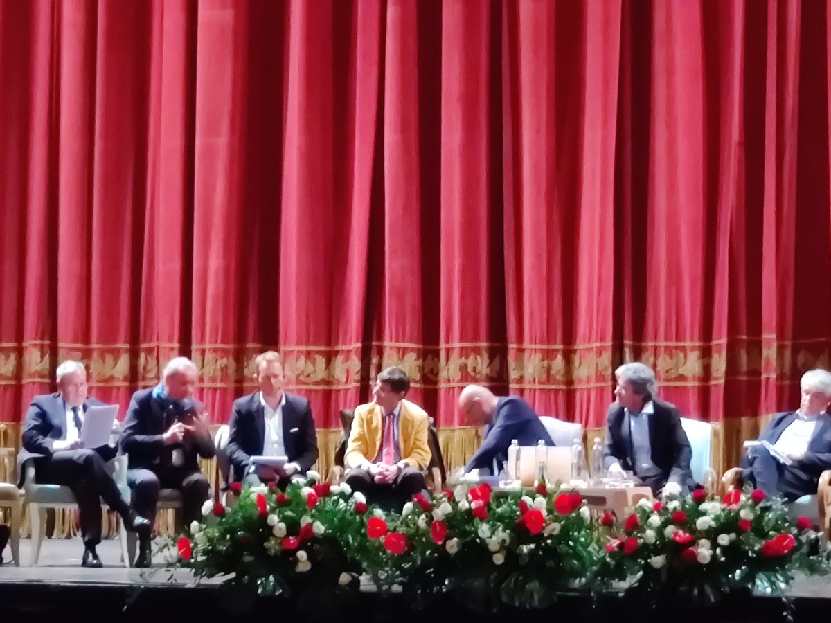 Roberto Bellini vicepresidente di #aisitalia al #congressoais2019: i club AIS diffondono la cultura italiana e la professionalità del #sommelier italiano nel mondo.