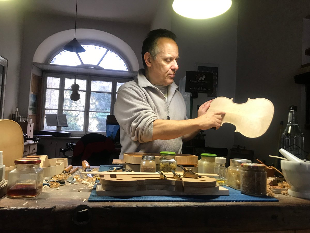 FionaHilliard's tweet photo. In Cremona, the birthplace of Antonio Stradivari, there are 164 master violin makers.  Fascinating to meet Philippe Devanneaux at his workshop this morning as he explained his craft 🎻👌 #cremona #inlombardia https://t.co/h7lgIfWbf2