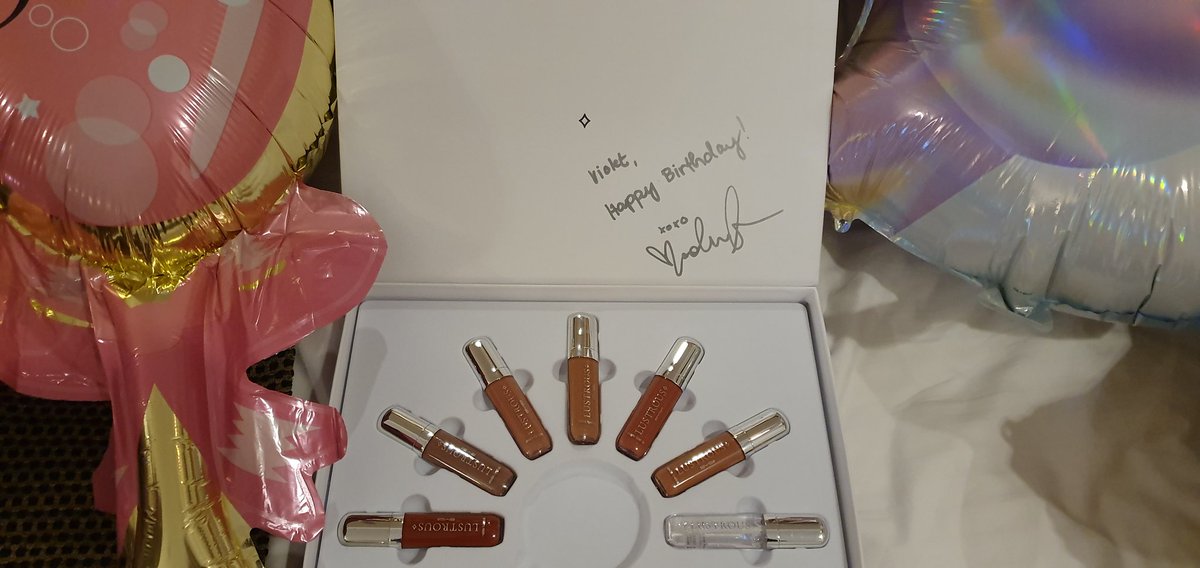 ubemiles09's tweet photo. Thank you Nadine sa gift naiiyak ako hndi ko expect 😭😭😭
@lustrousph https://t.co/kb3kRFQNyo