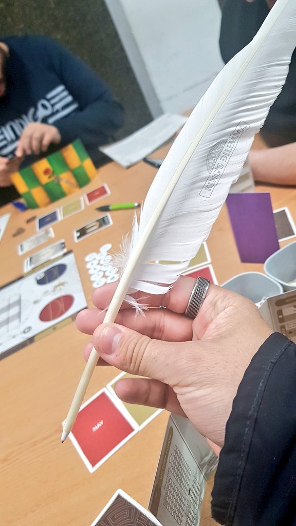 vazkez_javi's tweet image. Que genialidad... #KingsDilemma #SecondSession @IvanRobla @gacetableros @calvoexposito @jesusm_gomez