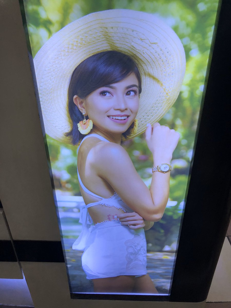 gdcredux's tweet photo. @glaizaredux Pssst G! Hello! Nag Unisilver ka pala 🤔😍😻 https://t.co/n9LKD3lcFR