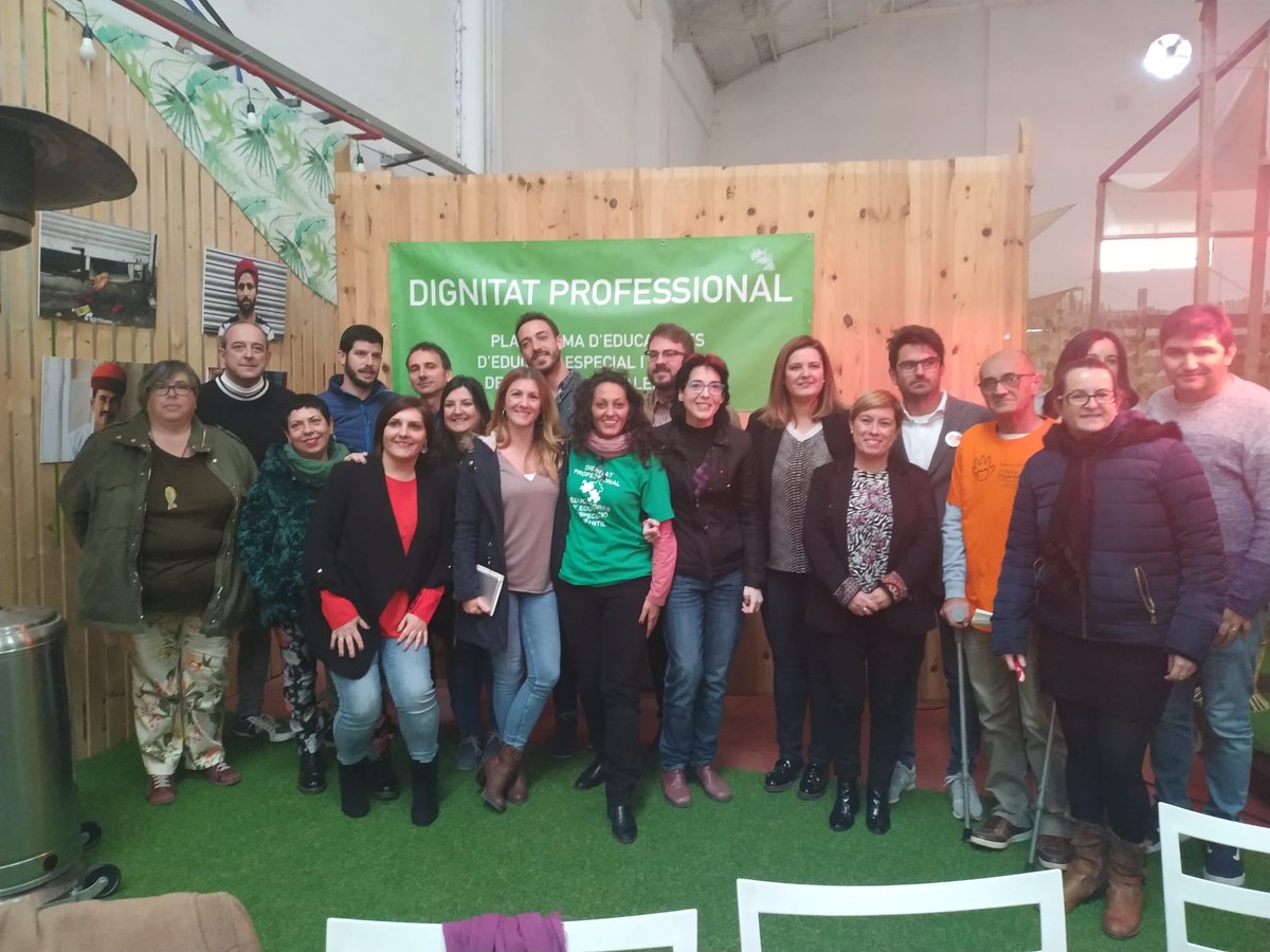 mventuracs's tweet photo. 📍Ha sido un placer participar en la 1ª Jornada de Inclusión organizada por la @P_Educadors y como bien dice su cartel  “queda mucho camino por recorrer”. Felicidades a l@s organizador@s https://t.co/U3JfO07Dio