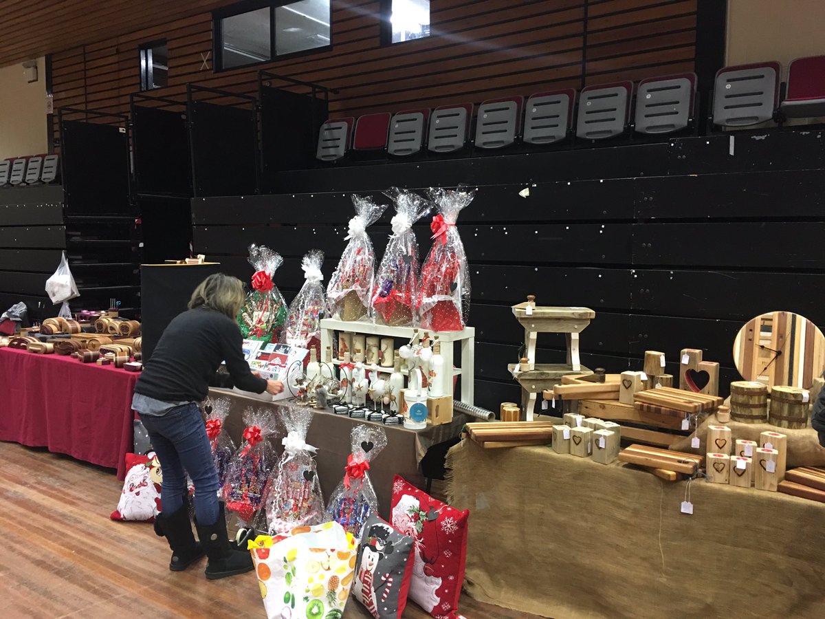 🌲We’re ready for the #Lampeter #Christmas Fair on the campus today between 12-4pm. A great opportunity to buy gifts and support local producers 🌲 <a href="/StudyUWTSD/">Study with UWTSD</a> <a href="/UWTSDLampeter/">Lampeter@UWTSD</a> <a href="/CambrianNews/">Cambrian News</a>