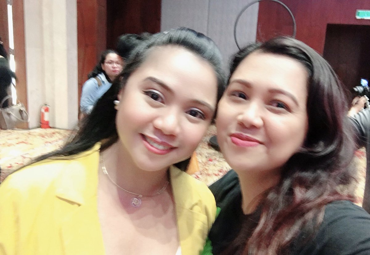 with the beautiful CEO of #Blogapalooza, Ms. Ace Gapuz🧡

#Blogafest
#BlogaXCityofDreams
#CDOBloggers
#CDOBloggersxBlogapalooza