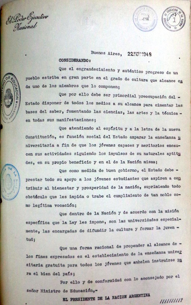 marianelatoseti's tweet photo. A vos q te contaron q en la escuela pública se cae y q a la Universidad llegan solo los ricos, hace 70 años , Perón firmaba el decreto para una Universidad Publica y Gratuita. Hoy, todavía la disfrutamos y es nuestro compromiso defenderla. Gracias a la @unlp y a @PeriodismoUNLP https://t.co/0HTyhIwd0F