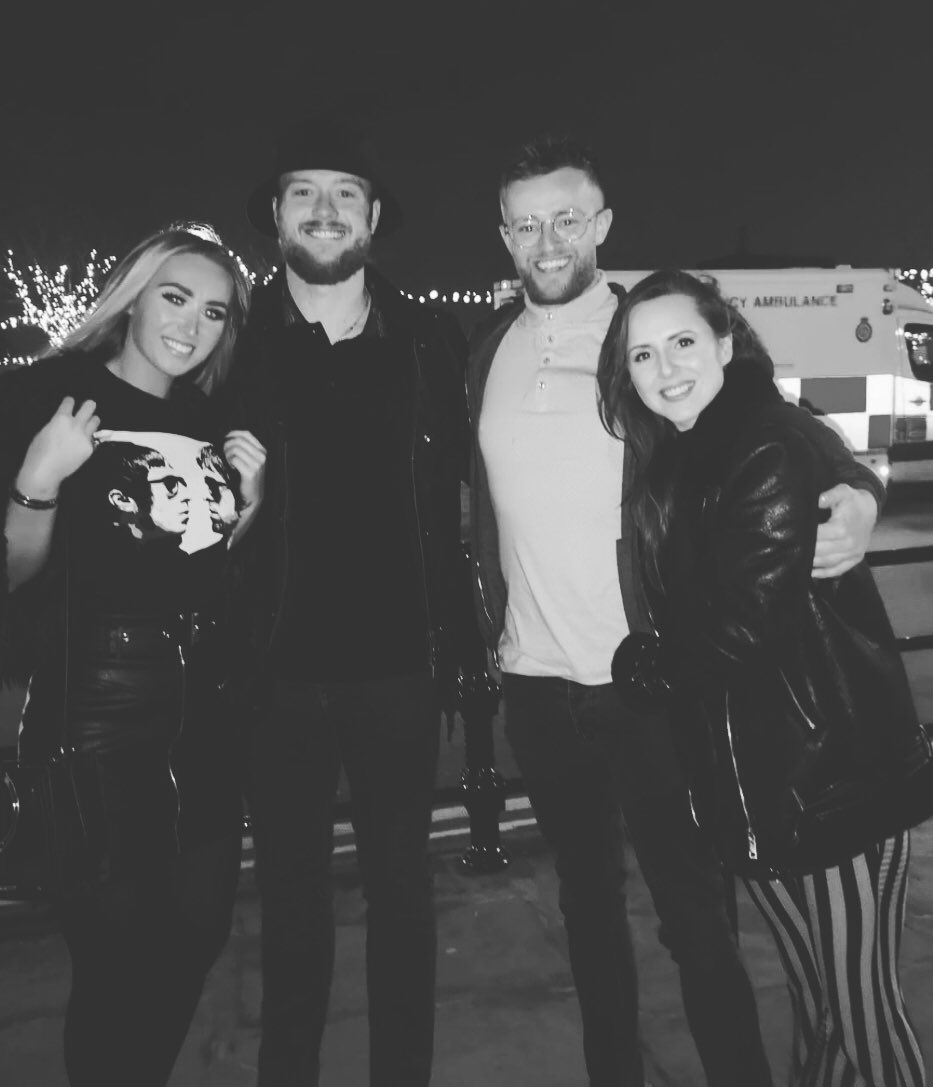 Becsxex's tweet photo. Class night down Liverpool seeing @liamgallagher with these 3 🎸🙌🏽 #Fangirling #LG #asyouwere https://t.co/Pkg5TVU3HC