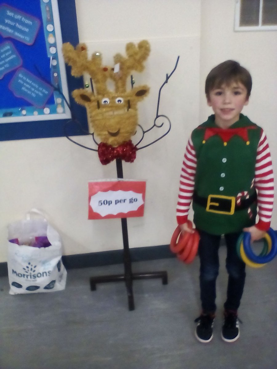 What a super Christmas fair at Drighlington Primary School today. Some wonderful stalls and you could even visit Santa. Well done to our brilliant PTA for organising it 😀