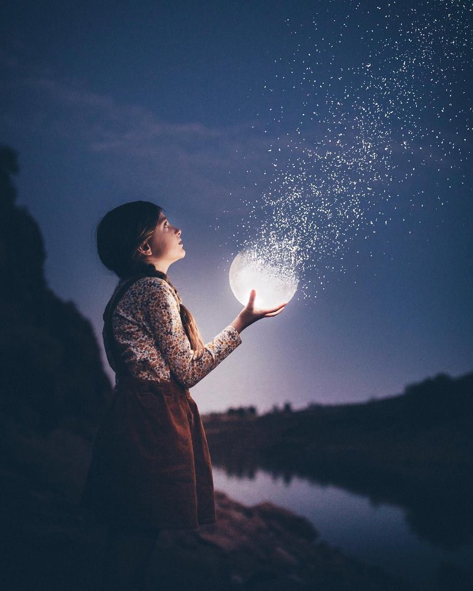 SamanthaJohnson's tweet photo. Don’t ACCEPT limits imposed upon you by others. Only you know how far you can go and what you can achieve. 

Shoot for the stars and Shine Brightly! 

#womenintech #SaturdayMorning #stars #notolimits #leadership #PositiveVibes #skiesthelimit #Believe #grit #success #resilience https://t.co/XNYCZ6lPVG