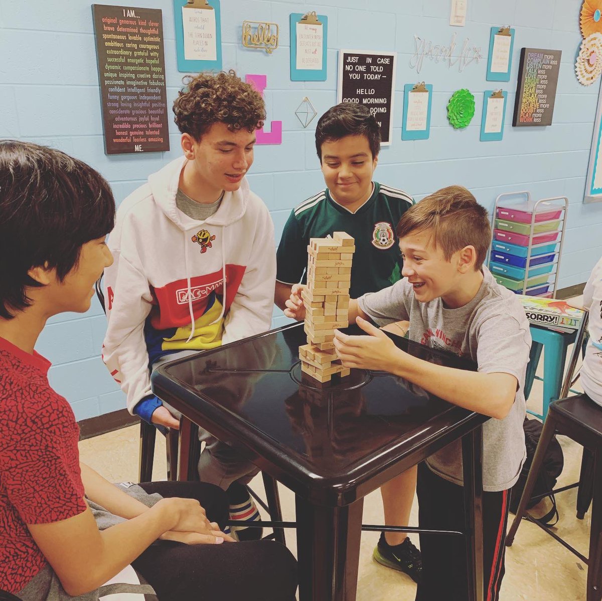 CwmsMrs's tweet image. Tech-free Friday fun in Connections. #cwway #CWMSchangemakers #teameightthree #thedailygrind