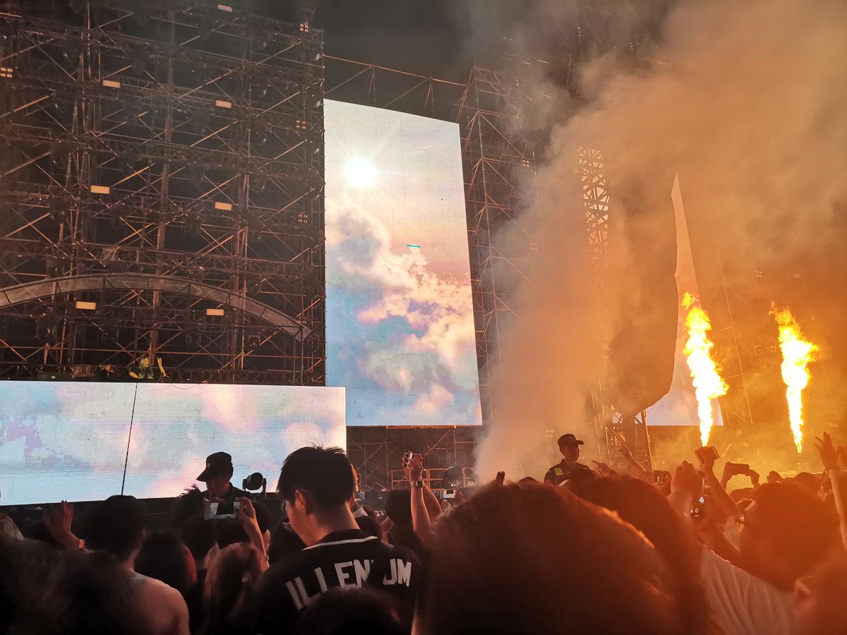 Isolatedtry's tweet image. yoo wonderland！！🥰🥰🥰
@awonderland
@flipsickle 
@ILLENIUMMUSIC @SaidTheSky