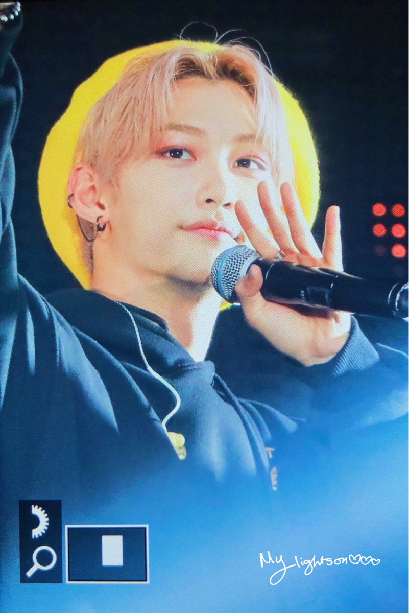 LightsOn_915's tweet photo. #Straykids #스트레이키즈
#필릭스 #Felix
I miss u soooooo much
My Felix 😭😭😭 https://t.co/8W2fY4IDEM