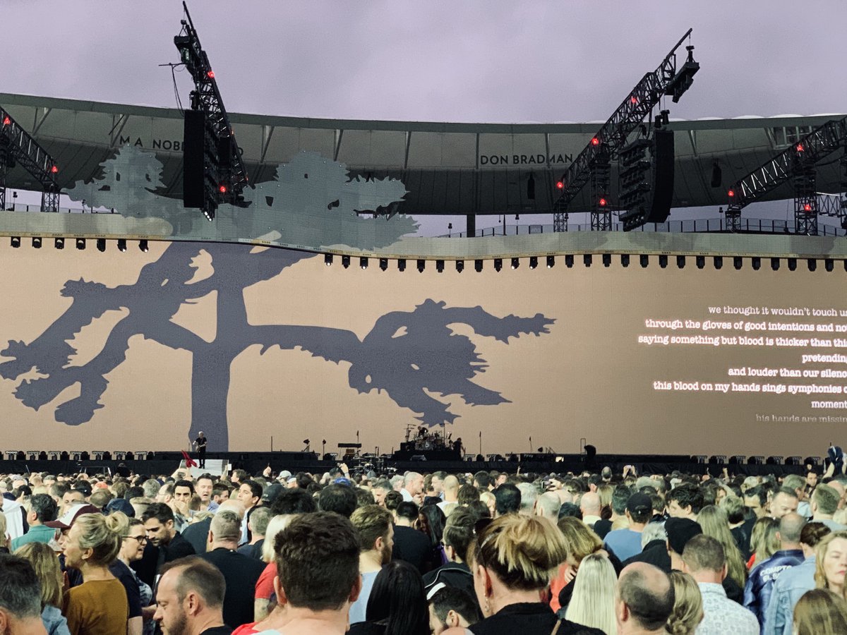 robertmazevski's tweet photo. @U2 Joshua Tree #Sydney https://t.co/nSpGlNvLH9