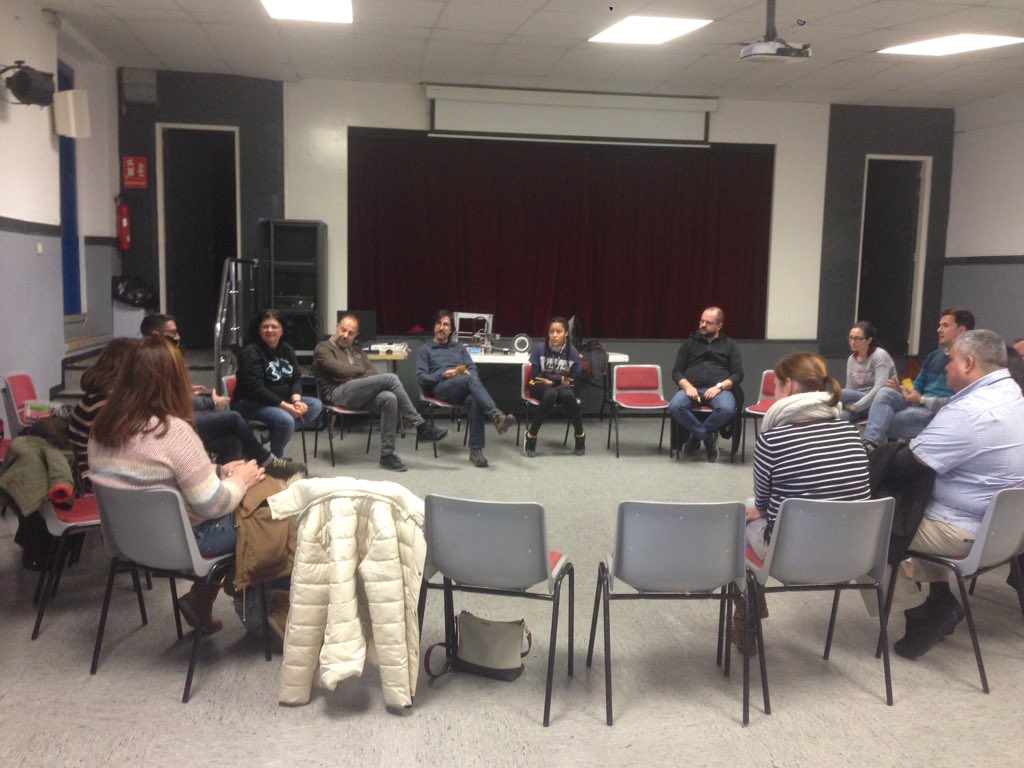 maristesbdn's tweet image. Bones sensacions a la primera trobada #dissabtesmaker amb la intenció de crear comunitat a partir dels interessos i coneixements de cadascú. A partir d&apos;ara ens trobarem l&apos;últim dissabte de cada mes.  Propera trobada 25 de gener! #comunitatmaker  #maristesbdn #maristesAra