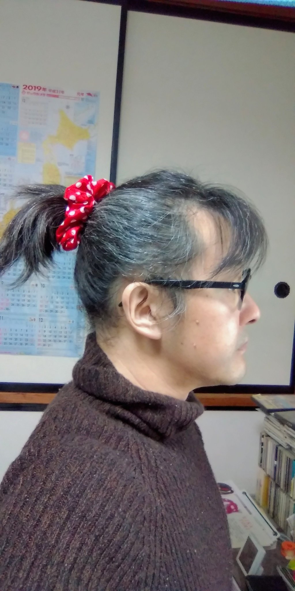 ゆにかlove 早く2年前みたいな長いポニーテールしたい 頑張って髪 伸ばす ポニーテール ポニテ 男のポニーテール ロン毛 男の長髪 T Co R5ntkgfjmr Twitter