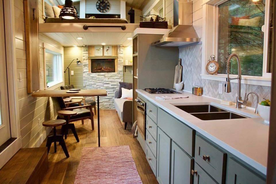 CampervanThe's tweet photo. Ultimate home on wheels 😍😍😍 https://t.co/iVRFs1XB5N
