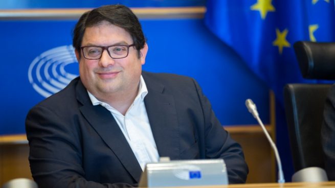 Paco, gran amic. Descansa en pau. Els meus pensaments amb tota la família.