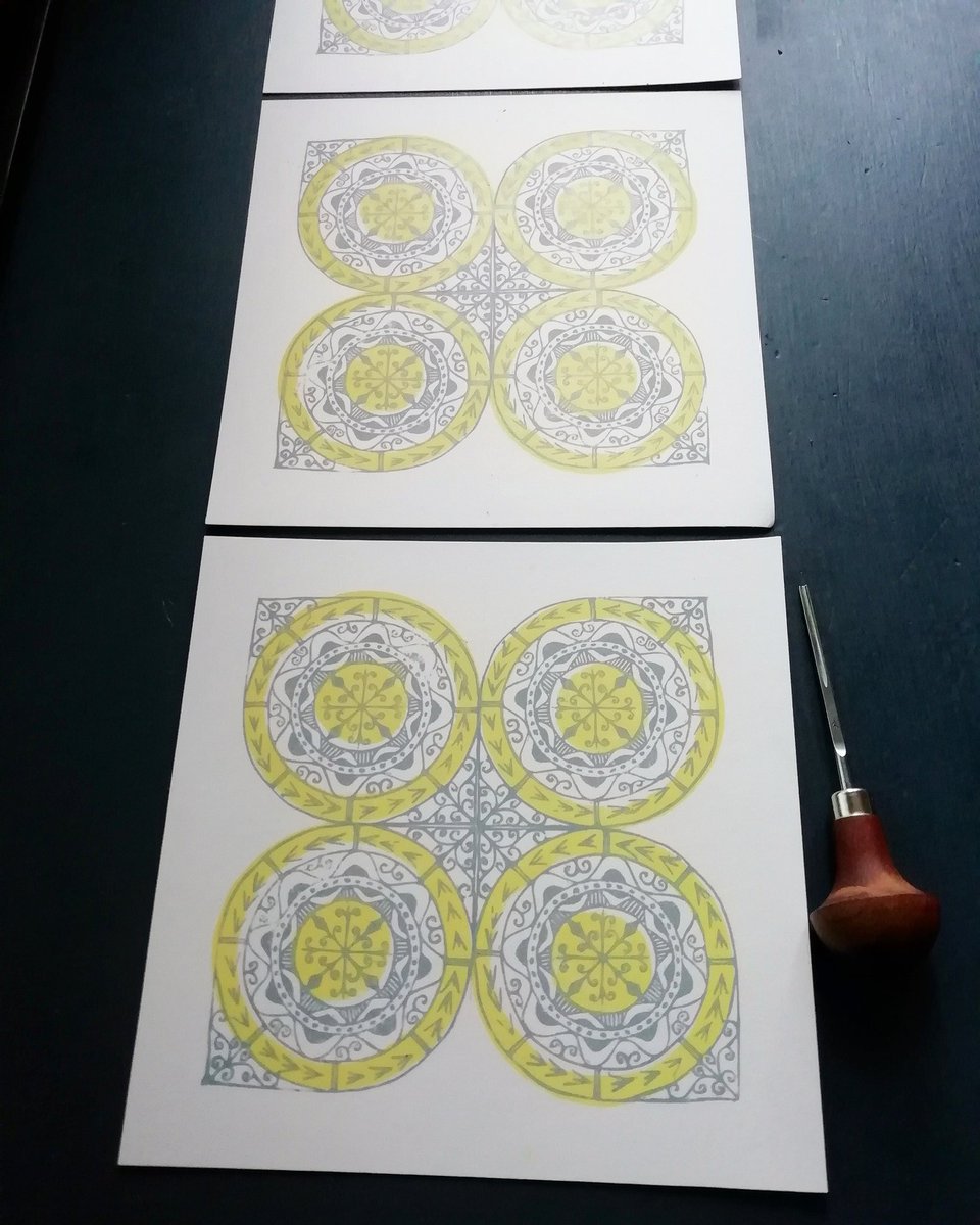 KraftyKoffeedof's tweet photo. A few from last nights print run. #printmaking #handprinted #handmade #linoprint #pattern #patternbuilding https://t.co/kthxQ1jX57