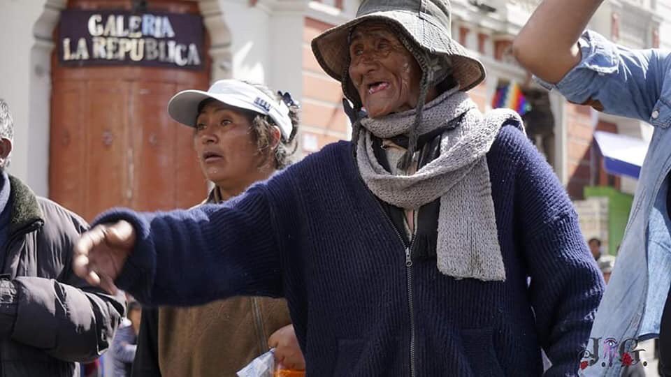 IsraelHFG's tweet photo. Mátenme a mi llevo sin comer ya más de una semana, fueron las palabras de este guerrero boliviano #RazaDeBronce @Pontifex_es @CIDH y pensar que se trata de un gobernante que entró usurpando el poder, en un pleno vacío con la biblia en la mano. @soyfdelrincon esto también noticia https://t.co/p4ugXkvFfu