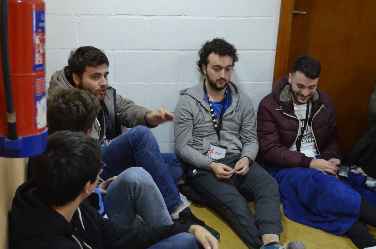 ce_upv's tweet photo. ### JORNADAS DE FORMACIÓN ###

Comienza un sábado cargado de talleres para la formación de lxs futurxs representantes de estudiantes después de un viernes lleno de actividades para fomentar la convivencia y el trabajo en equipo.

#DAUPVTForma #JDF19  @ceuma_ https://t.co/izx2LBHqy0
