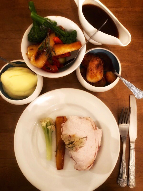 14Georgian's tweet photo. It’s a go for Christmas 😍. Very pleased with our local suppliers that make up this menu . £22 ford 2 courses £28 for 3.The @BuchanansTurkey is a bit special and the @BallymakennyF broccoli is not too shabby either 😍 https://t.co/cA6DjL3GzC