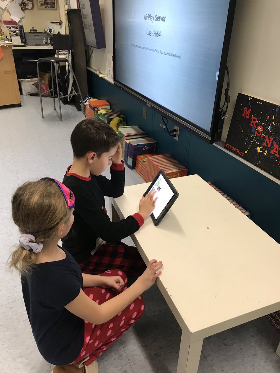 nankr1120's tweet photo. One of my favorite moments captured during presentations. Showing one child how to mirror an iPad to the screen created a lead learner to a room full of doers! From curiosity of what are you doing, to teach me how, empowerment is ignited! #tlap #4OCFpln #edtech #ALLinEDU https://t.co/lO2wgO0Adb