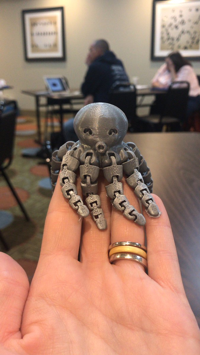 EMS_8_Science's tweet photo. Check out this 3D printer creation! Learning so many cool things in #hubclass this weekend! #LifelongLearner #TechEd @jsnhubbard https://t.co/4NXvfsALJm