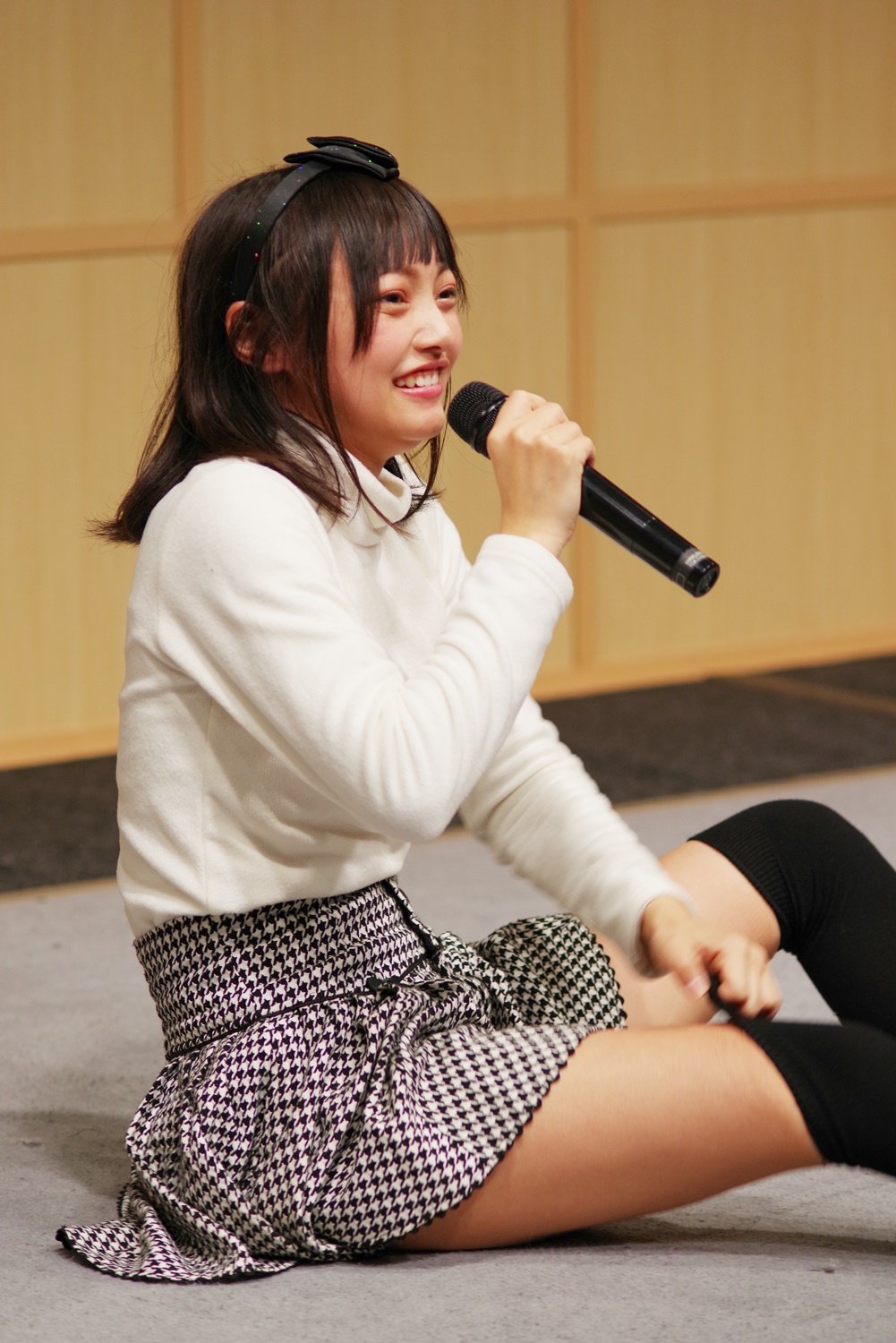 松山あおい パンチラ 