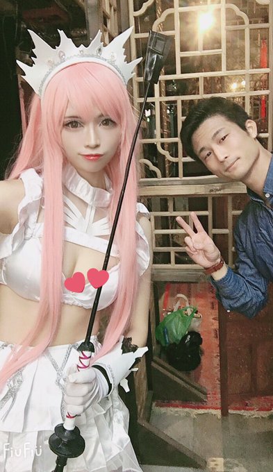 Twitterのコスプレ画像4