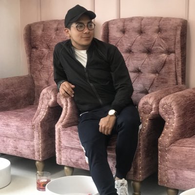 CarlitosMosqera's tweet photo. #NuevaFotoDePerfil https://t.co/RuOqmz86Qs