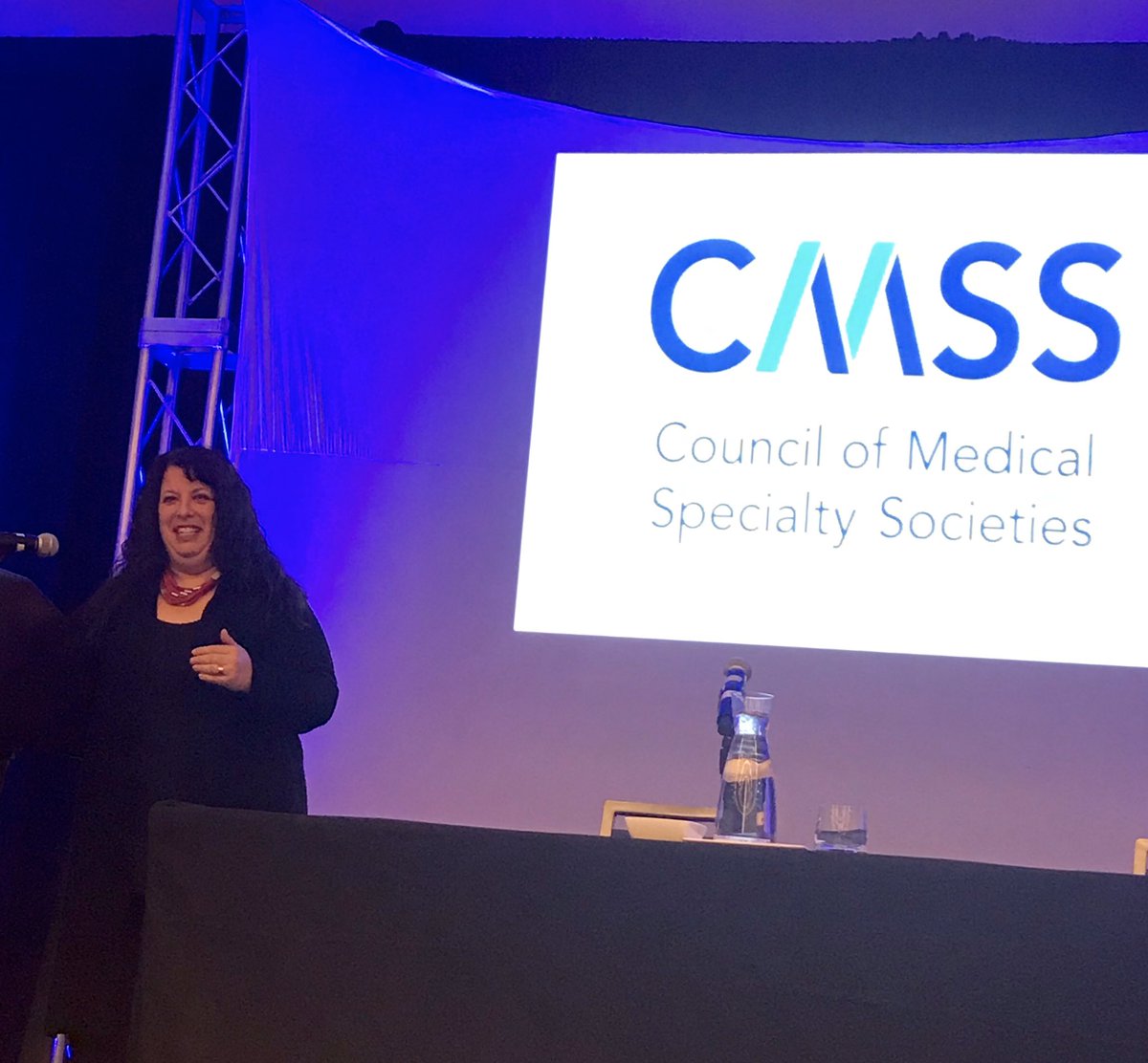 HelenBurstin's tweet photo. The remarkable @VentureValkyrie delivers a master class to @CMSSmed specialty societies on how to separate hype v reality in the tech space. #CMSSTechForum https://t.co/FimCJvFfRQ