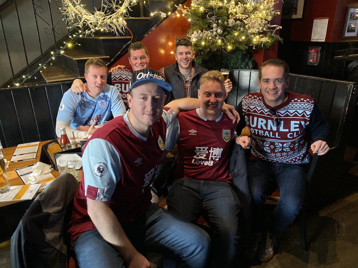 lace_24's tweet photo. The @BostonClarets are out in force once again for another electric #MyPLMorning @NBCSportsSoccer @PLinUSA https://t.co/ve2Cs0wGe9