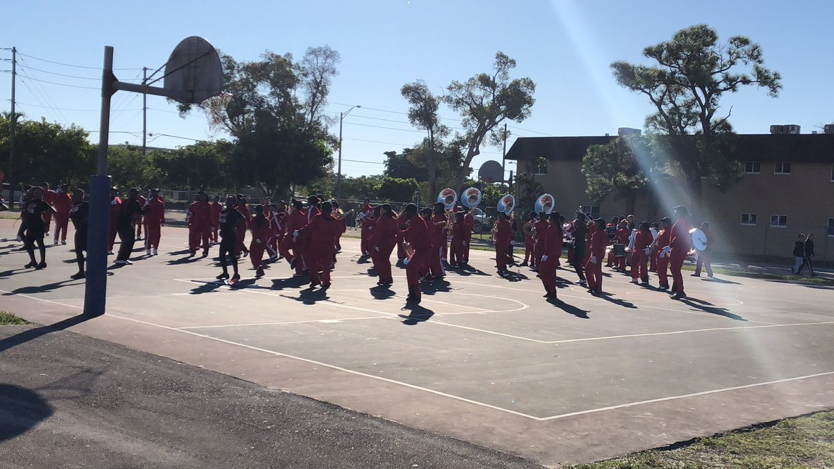 Dr. W. B. Collado, principal tweet media