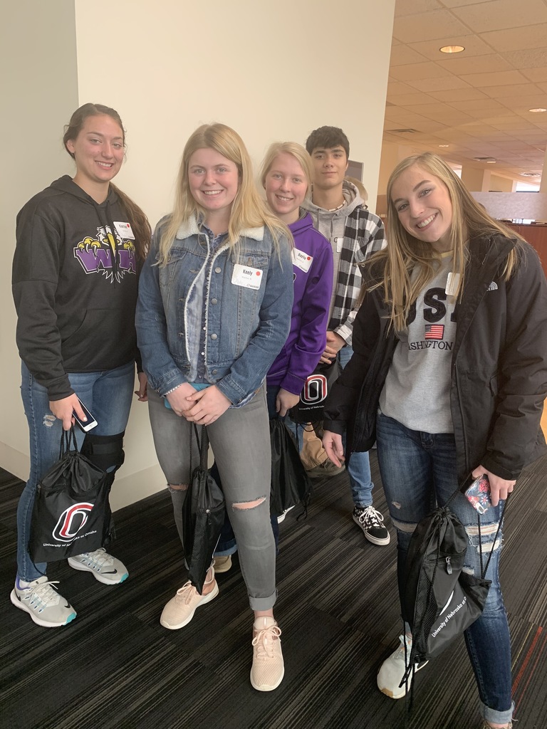 wreagles's tweet image. WRRHS Juniors/Seniors learning about the University of Nebraska at Omaha. A few snapshots of students taken during their college access visit to Be A Mav Day. Thank you @UNOmaha and Thank you @EducationQuest. #exploringcollegeoptions