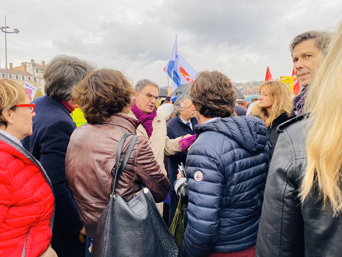 DavidKimelfeld's tweet photo. Parce que les mots, les coups, le silence tuent... nous marchons toutes et tous. Les manifestations sont importantes, les déclarations sont utiles, maintenant nous attendons des moyens de l’État ! #NousToutes #JeMarcheLe23 #ViolencesFaitesAuxFemmes https://t.co/eqkDaykSc2
