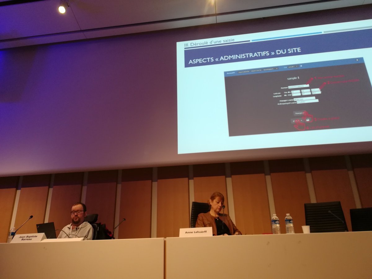 Jean Baptiste Barreau <a href="/CNRS/">CNRS 🌍</a> présente #humanos un système d'enregistrement numérique des sépultures développé avec Rozenn Colletter <a href="/Inrap/">Inrap</a> Dès le terrain, l'enregistrement sur tablettes, chaque os est geolocalisé. #archeojustice