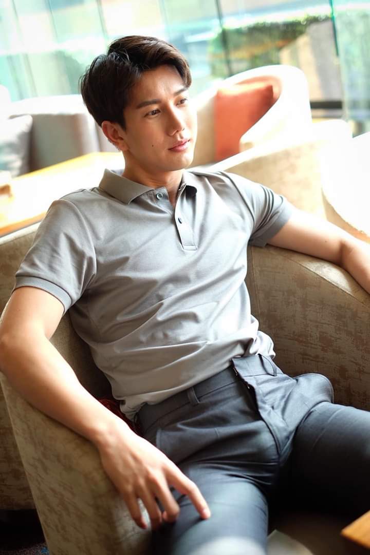 PuPu16325125's tweet photo. My idol
អ្នកណាធ្លាប់មើលរឿងគាត់សម្តែងខ្លះ https://t.co/a7dC2OcR5J