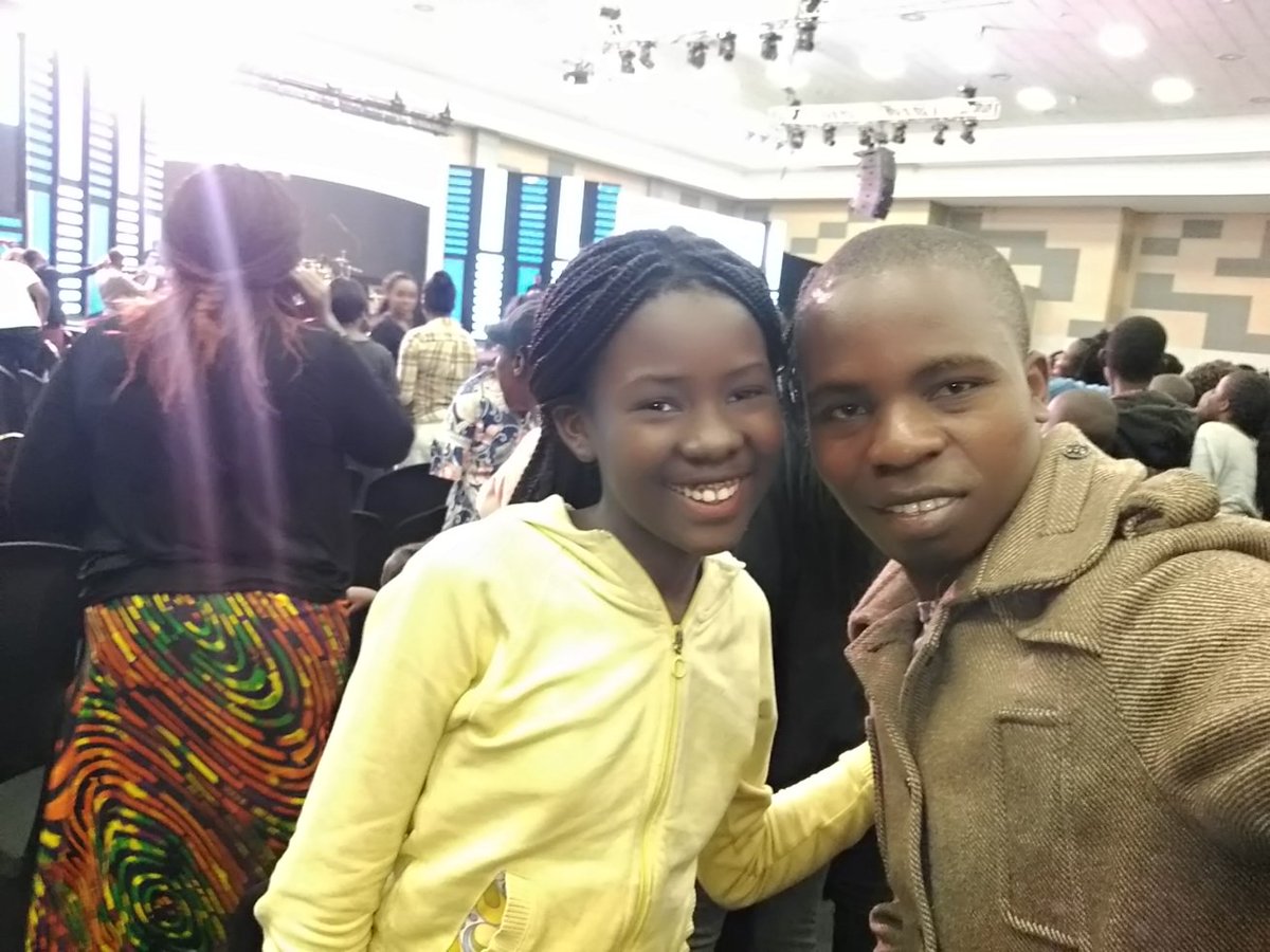 yusufhillz's tweet photo. #RFestival2019 https://t.co/o4uGmqSniT