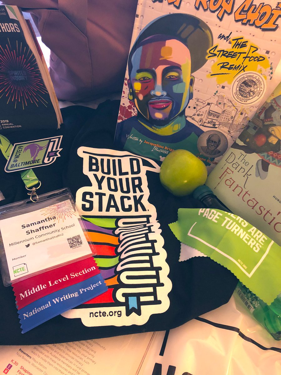 SamanthaShaffn2's tweet photo. Saturday will be the best yet! Love my new #BuildMyStack shirt! Glad I nabbed one this morning before my size was all gone! #NCTE19 💚 #edchat #elachat https://t.co/7wxYUyBGlH
