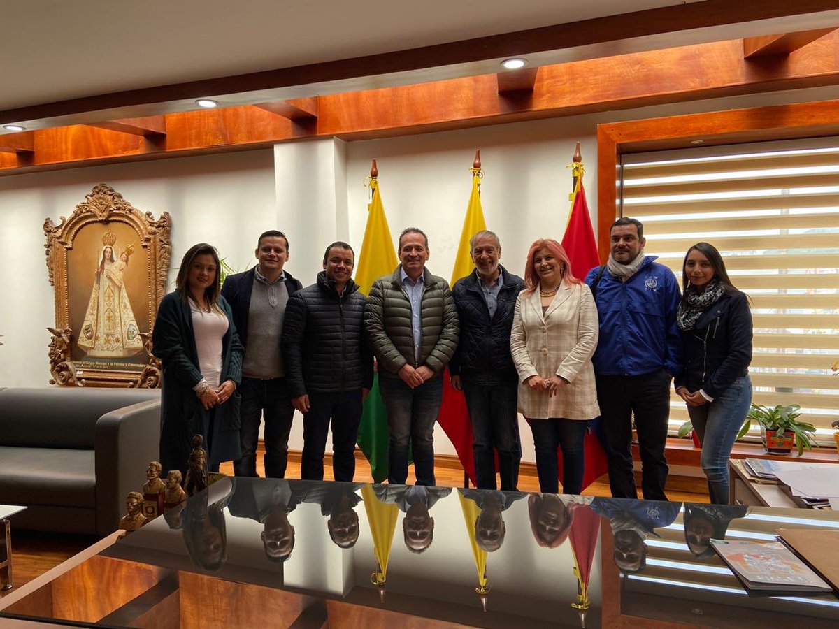 RamonRguezA's tweet photo. “Reconozco el empeño del Gobierno @infopresidencia en mejorar las condiciones de la población Víctima. Gracias a la voluntad de la @UnidadVictimas, el acompañamiento de @OIMColombia avanzamos en proyectos que reivindica derechos y dignidades colectivas” @pvobando @alcaldiapasto https://t.co/SYLG6EHjP9
