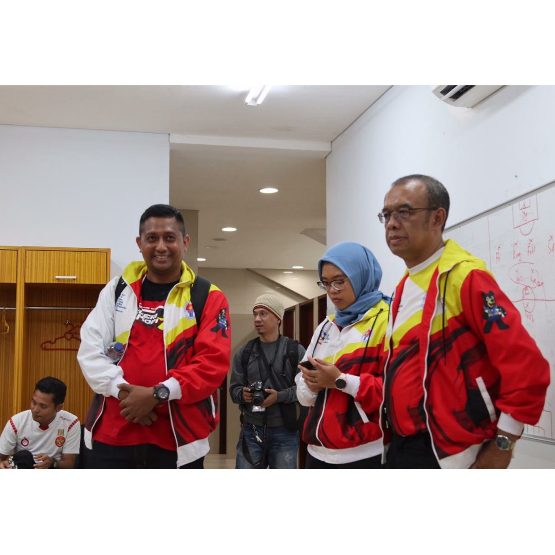 Selain sukses menjadi tuan rumah penyelenggara ASFC, Indonesia juga berhasil mencetak generasi emas pesepak bola tanah air. Selamat Timnas U-18, pemuda harapan bagi sepak bola indonesia di masa depan, bersatu dan taklukan dunia!

#IndonesiaJuara
#Kemenpora
#PemudaMajuOlahragaJaya