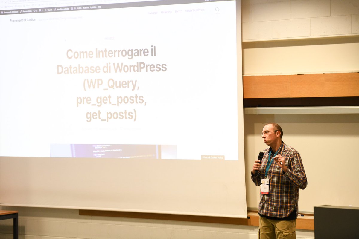 Carlo Daniele <a href="/carlodaniele/">carlo</a> mostra come è personalizzabile la  query all’interno del database e poi delle numeroso risorse disponibili on-line
#wcmil #WordPress #WordPressCommunity