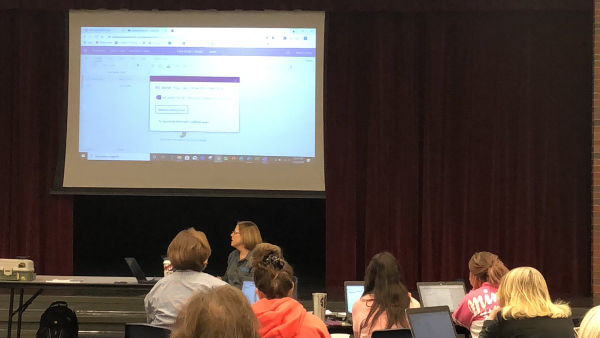 Nancy sharing out about digital breakouts at the Technology &amp; Instructional Framework PD <a href="/ITF_Collins/">Denise Collins</a> <a href="/CurleyNancy/">Nancy Curley</a> <a href="/Tucker_dltf/">Darline Tucker</a> <a href="/DLTKelly/">Kelly Stephenson</a> #onslowDLT