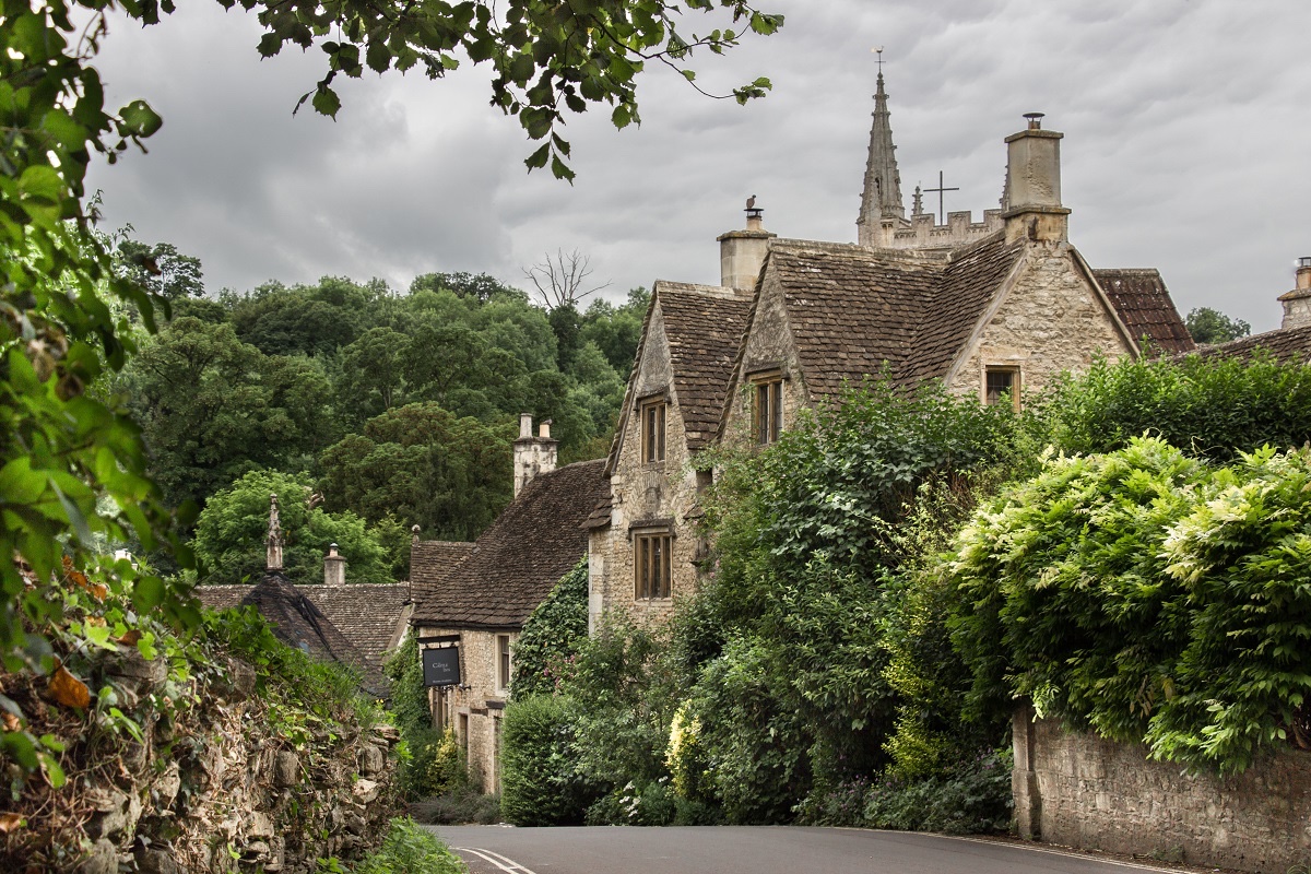 Йоркшир англия церковь беверли. Уилтшир англия. Алник касл. Дублин (традиционное графство). Замок лидс в кенте.
