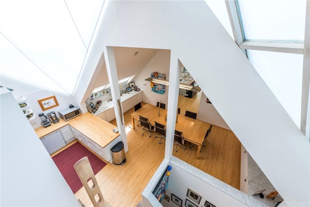 Like how do we even begin to unpack how cool this place is by architect Arata Isozaki? Something that looks like a plane is hanging from the ceiling and there are literally sails as decoration. I can't even.It's $549M  https://www.redfin.com/CA/Venice/16-Paloma-Ave-90291/home/6777002