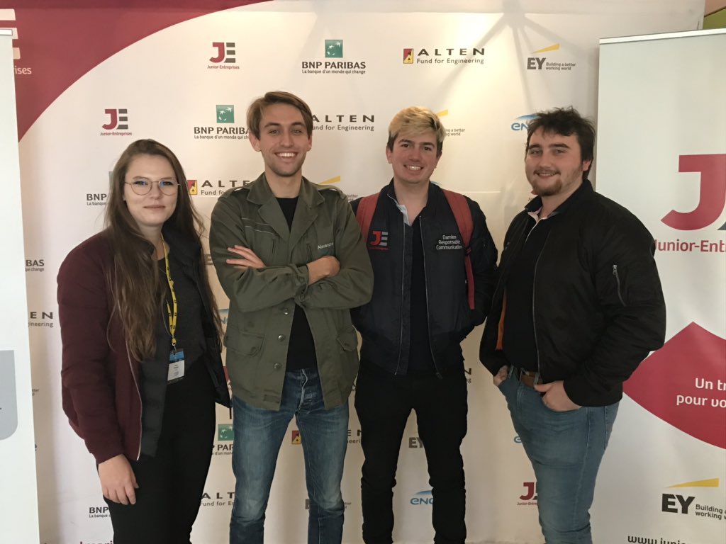 Le #CNH19 est l’occasion de croiser des Junior-Entrepreneurs aux profils différents, comme ici avec des membres de <a href="/DJCdauphine/">Dauphine Junior Consulting Paris</a>, <a href="/ESCadrilleTlse/">ESCadrille Toulouse Junior Conseil</a> et @juniorcom_celsa 👀

<a href="/cnje/">Junior-Entreprises</a> #DEFI15